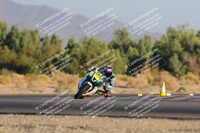 media/Nov-19-2023-CVMA (Sun) [[1f3d1b7ccb]]/Race 17 Amateur Supersport Middleweight/